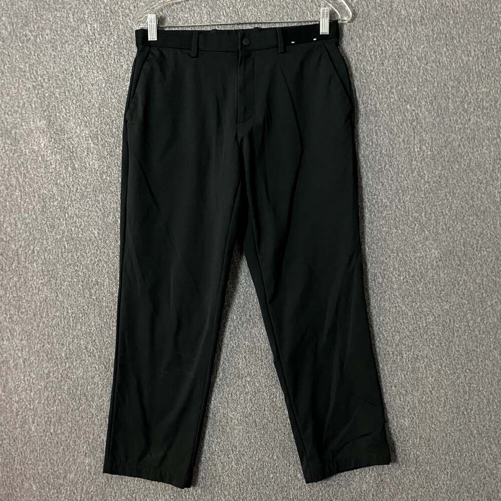 Uniqlo Women's Size Medium Black Polyester Slim Straight Leg Crop Pants
